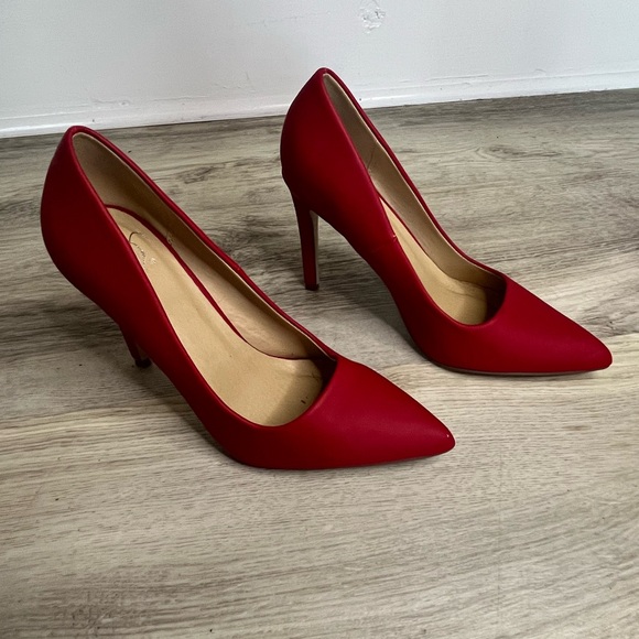 Delicious Shoes Cindy’s Red Pointed Toe Stiletto 4 Inch Heels Women’s Size 6.5 M - Picture 1 of 9
